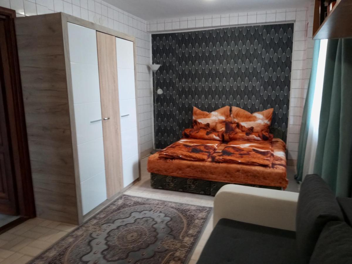Luxury Eagle Apartman Budapest Exteriör bild