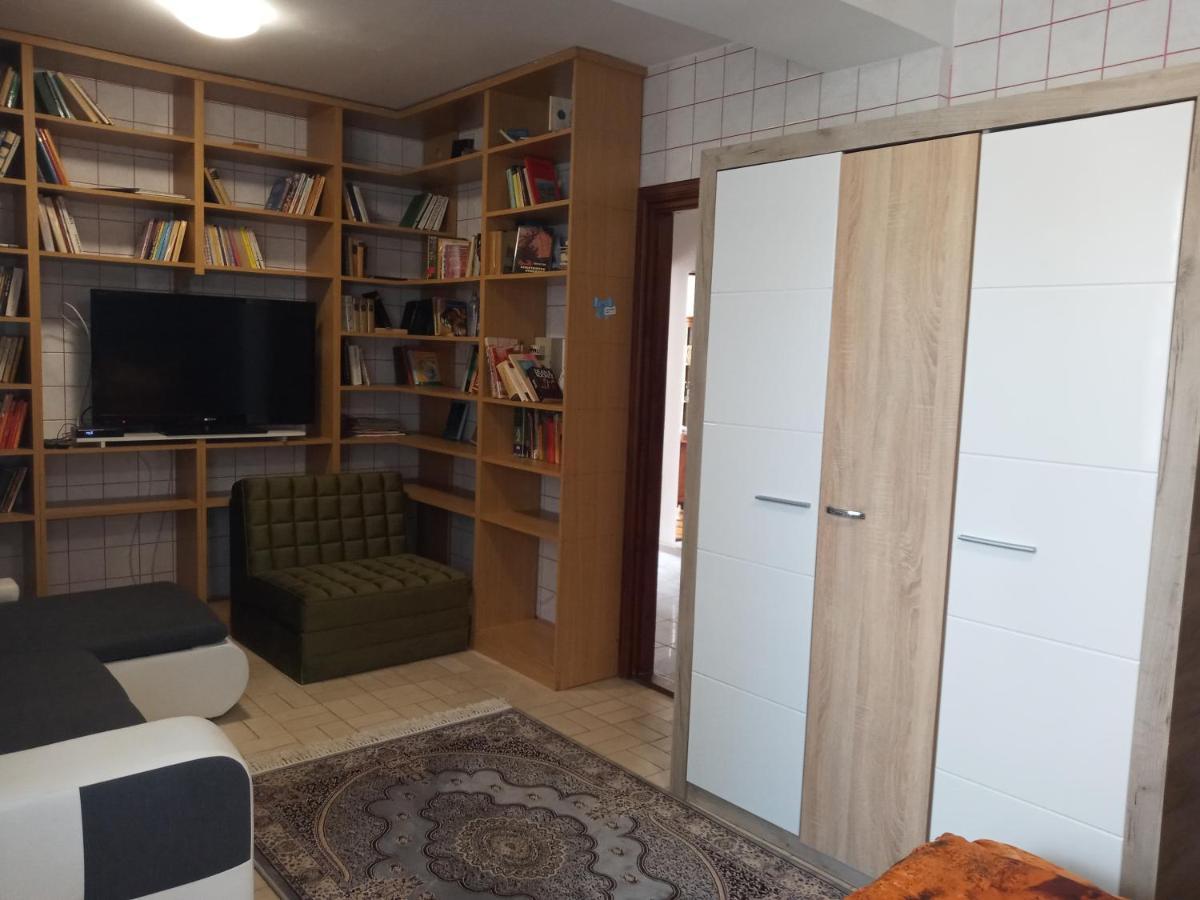 Luxury Eagle Apartman Budapest Exteriör bild