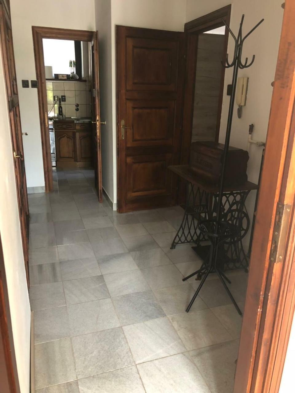 Luxury Eagle Apartman Budapest Exteriör bild